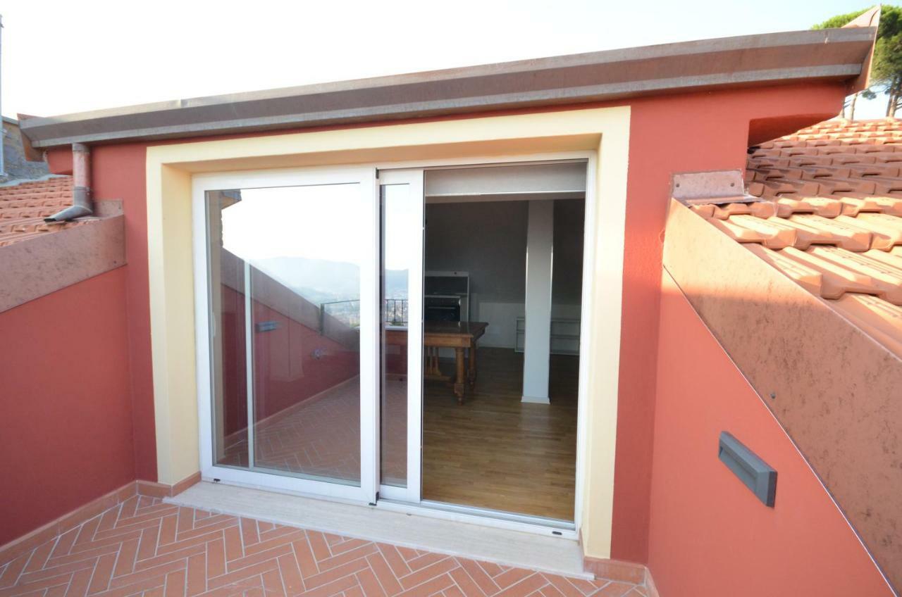 Apartamento La Casa Con Vista Di Emma Vezzano Ligure Exterior foto