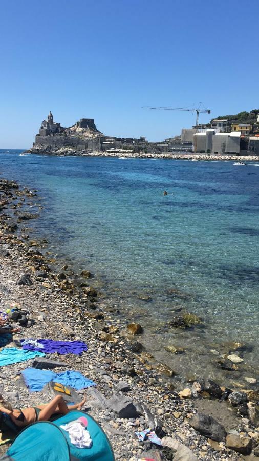 Apartamento La Casa Con Vista Di Emma Vezzano Ligure Exterior foto